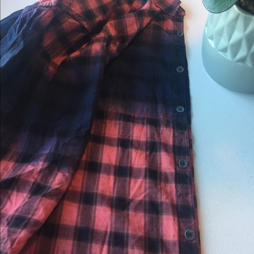 Shirt - Picture 2 of 7